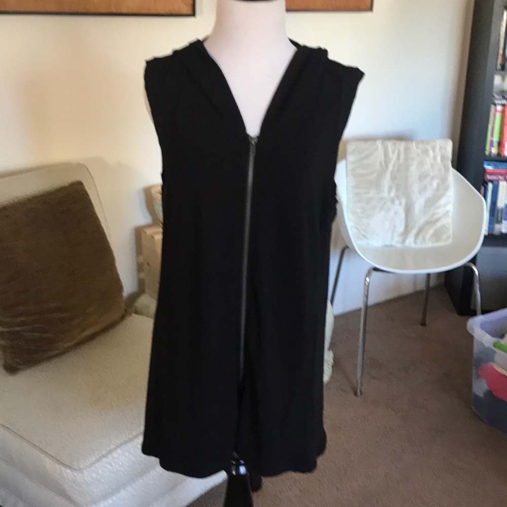 Long, Black sleeveless zip up hoodie. - Picture 1 of 2